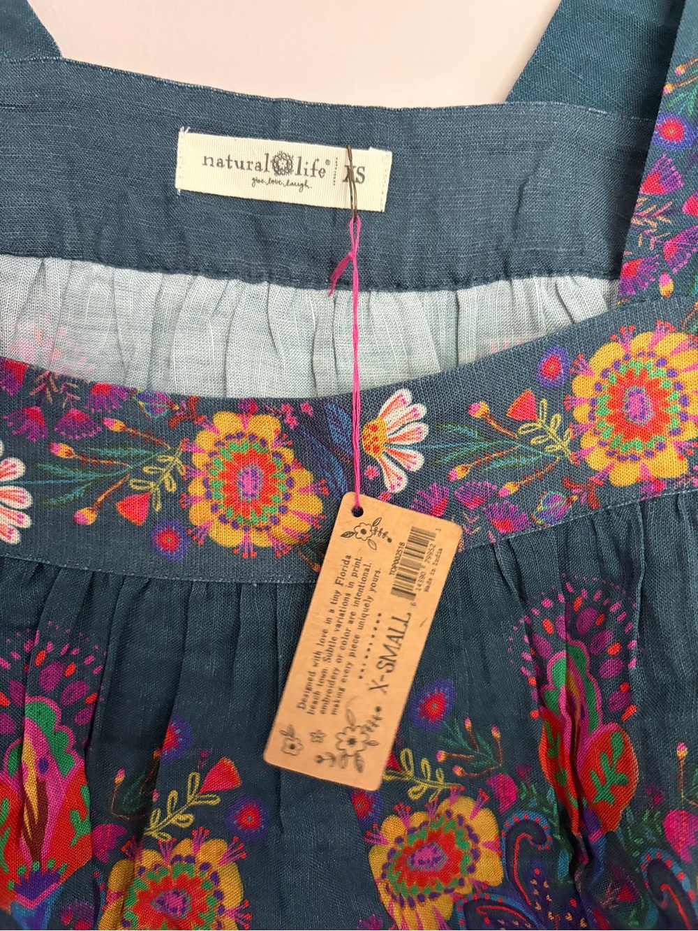 NWT Natural Life Cece Tank Slate Blue Floral XS - Picture 4 of 5